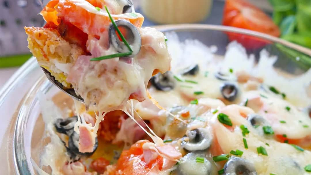 Zapiekanka w mikrofali: Szybki sposób na idealny posiłek w 3 minuty