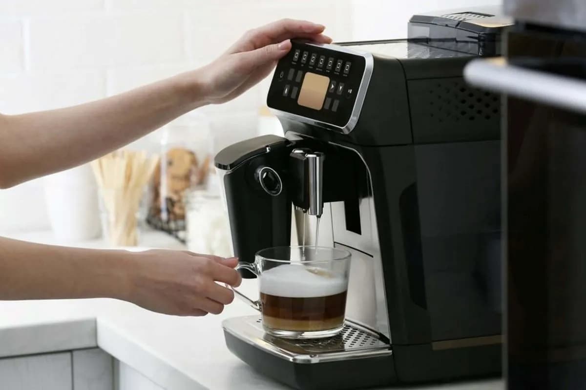 Ekspres do kawy 19 bar czy warto? Sprawdź, co zyskasz i stracisz