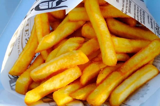Frytki jak z McDonald's - idealny przepis na chrupiące frytki w domu