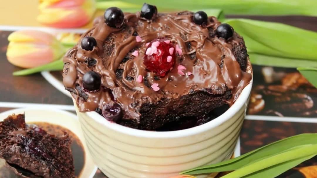 Pyszne babeczki w mikrofali w 5 minut bez pieczenia w piekarniku