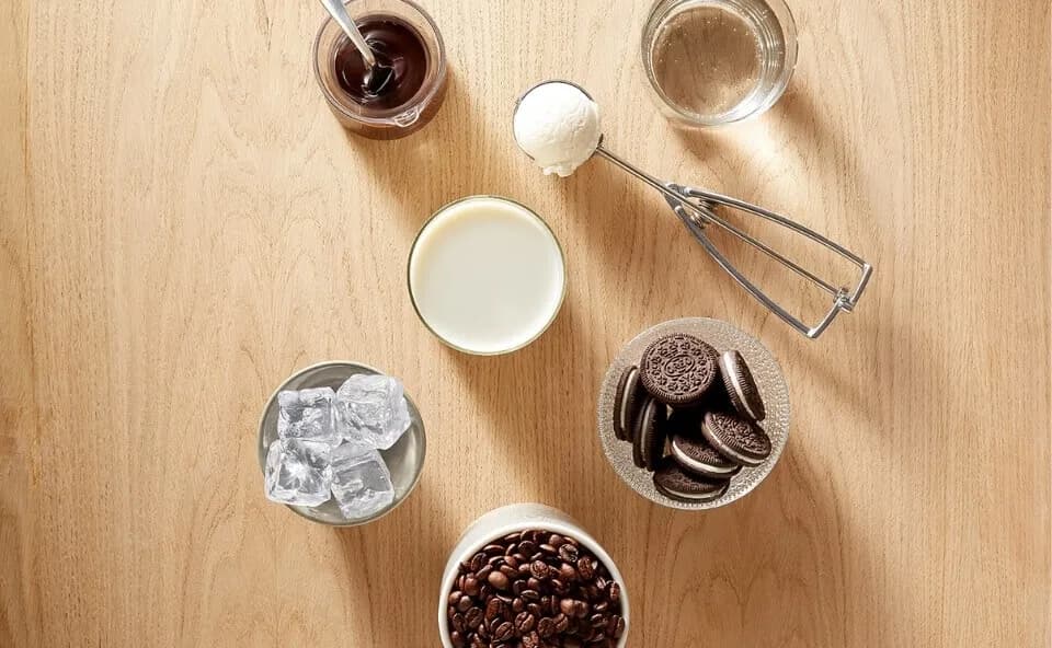 Jak zrobić pyszną kawę mrożoną z ekspresu – prosty przepis i porady