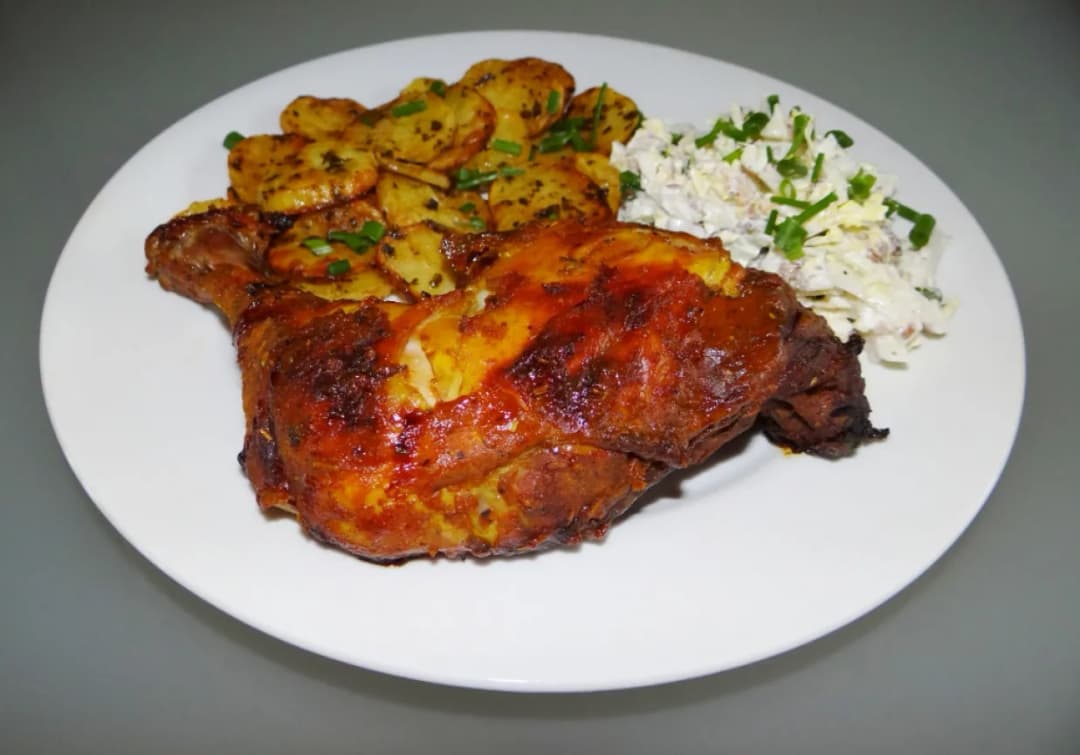 Kurczak w marynacie miodowo-musztardowej: przepis na soczyste danie