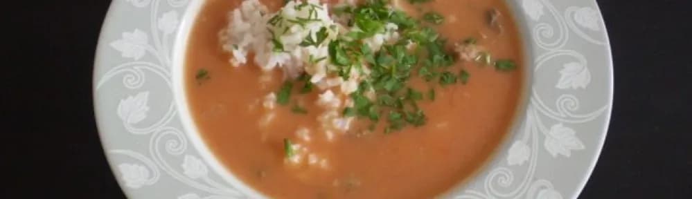 Co ugotować na kościach ze schabu? Sycące zupy, które zachwycą!