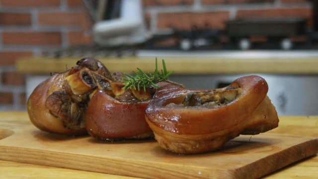 Jak zrobić golonkę w piwie - prosty przepis na wyjątkowe danie
