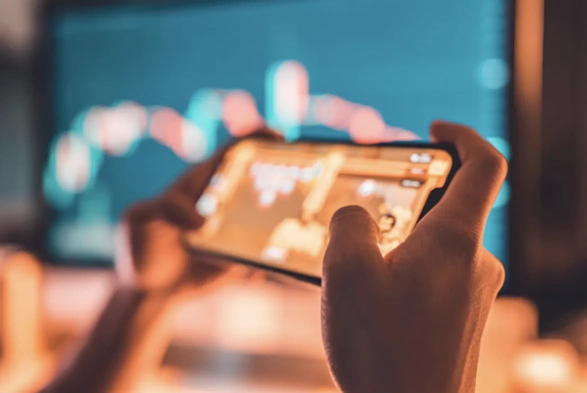 Trendy w grach 2025: gry błyskawiczne i elementy społecznościowe na platformach rozrywkowych online