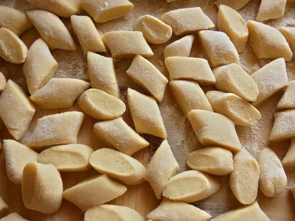 Jak uniknąć sklejania kopytek po ugotowaniu – sprawdzone metody